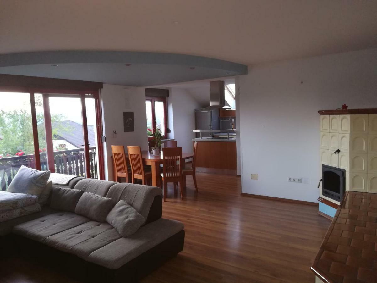 Apartma Zmalinka オスレンドネスロヴェンスカ エクステリア 写真